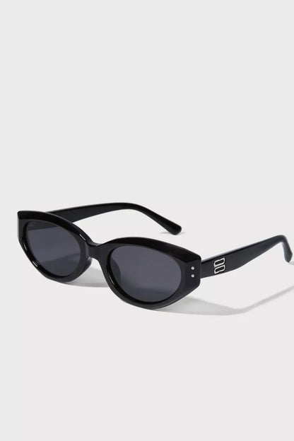 Retro Oval Frame Sunglasses