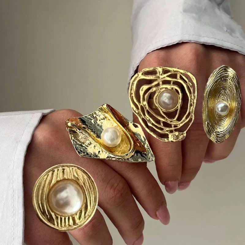 4 Pcs Exaggerated Gold Color Ring Set