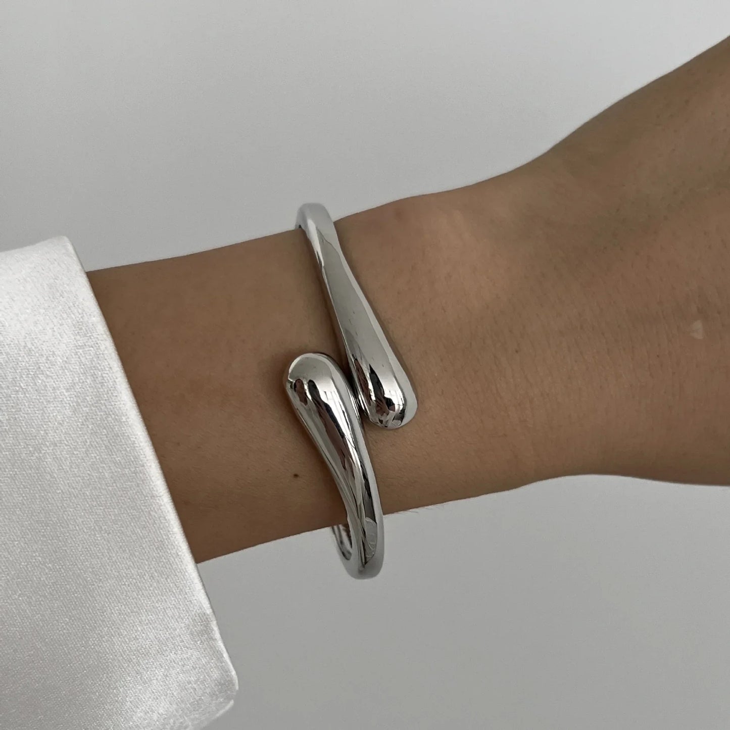 Vintage Hip Hop Metal Cuff Bangles - MONLANE