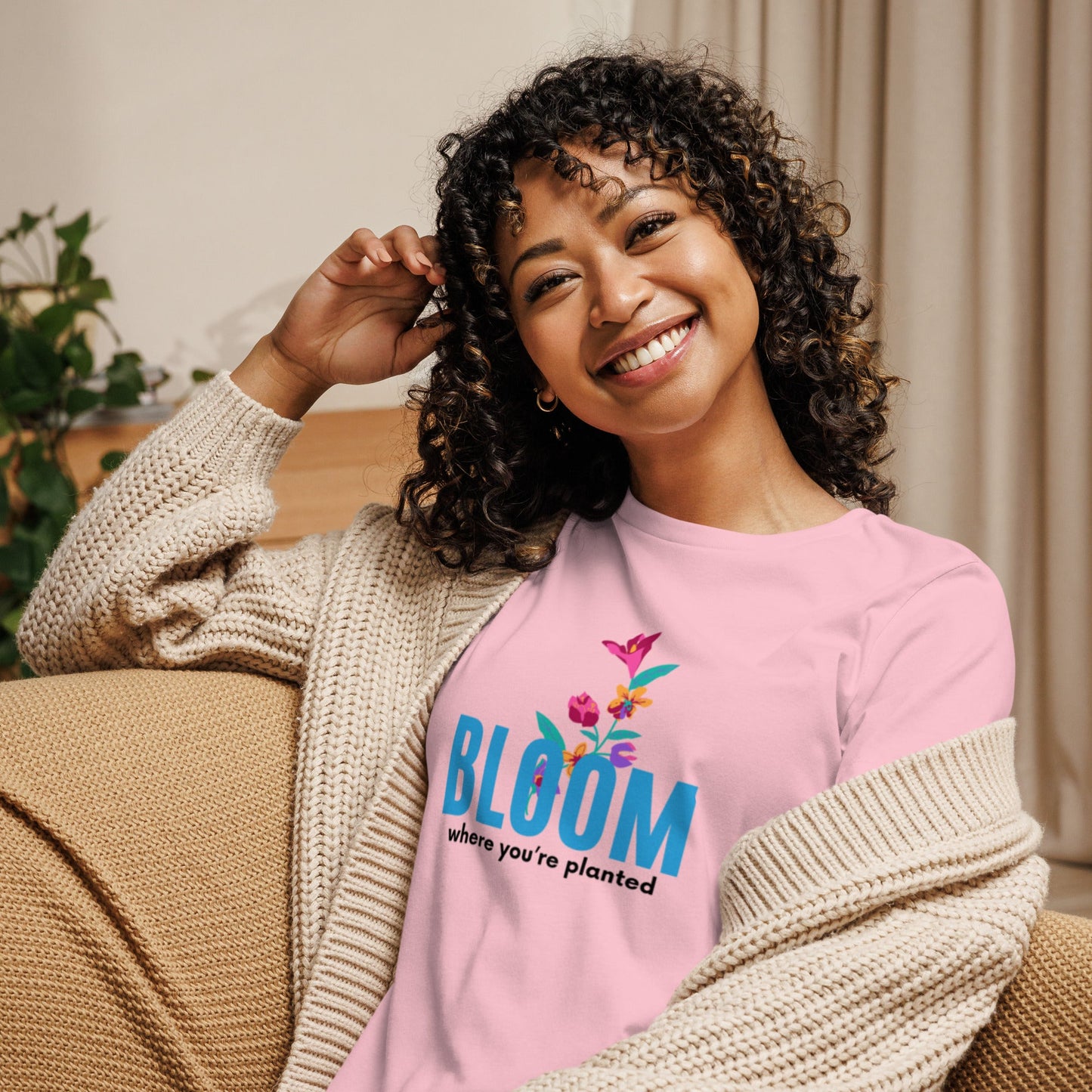 Women's Relaxed T-Shirt - MONLANE